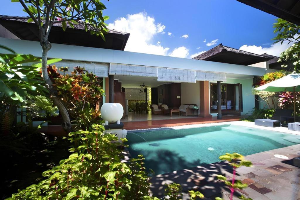 Tanjung Lesung Beach Hotel Экстерьер фото