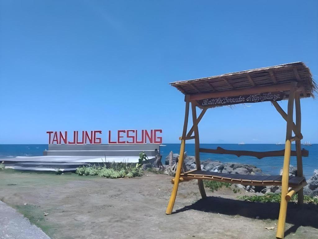 Tanjung Lesung Beach Hotel Экстерьер фото