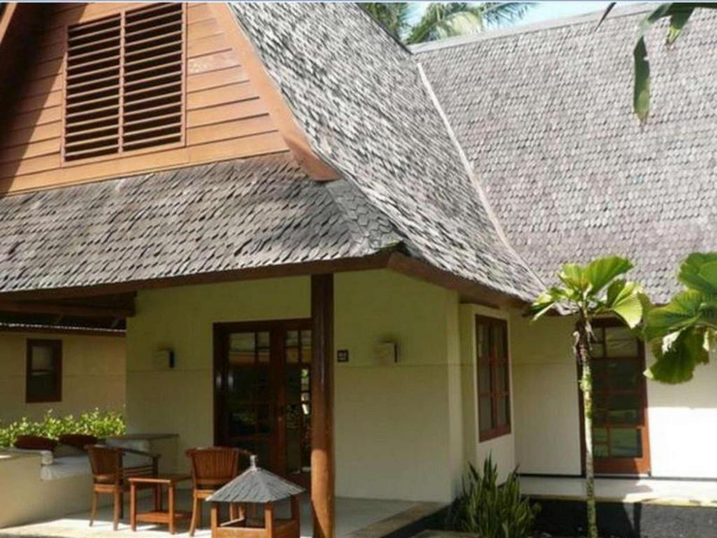 Tanjung Lesung Beach Hotel Экстерьер фото