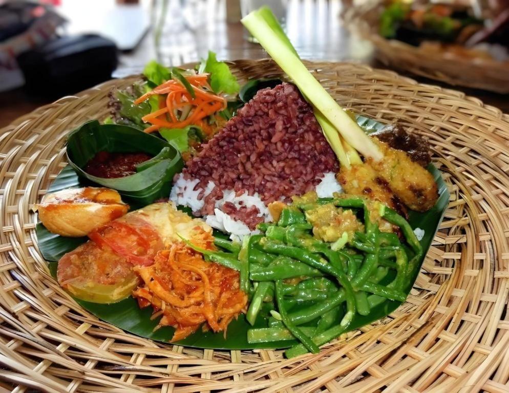 Tanjung Lesung Beach Hotel Экстерьер фото